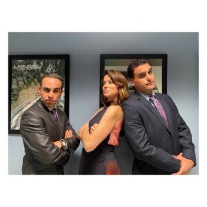 Courtney Henggeler Instagram - One of my most favorite Amanda Larusso looks thanks to @franzvon & @alc_ltd 

Of course it was wasted on these two yahoos; who clearly missed Season 7 episode 8 of America’s Next Top Model “give more than one look” memo. 🙄
@standupdan @breternst @cobrakaiseries