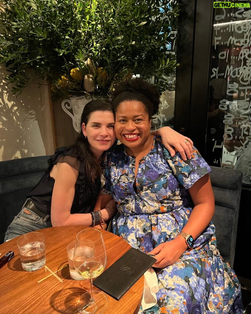 Courtney Kemp Agboh Instagram - The universe has a beautiful way of bringing you back together with people… Had the best time last night with the amazing @juliannamargulies