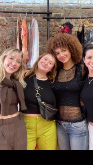 Cozi Zuehlsdorff Instagram - nyc with my dearest girls ♥️