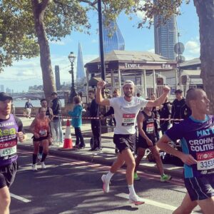 Cressida Bonas Instagram - Wow watching the marathon today was amazing and quite emotional... People coming together running for a cause they feel passionate about. Especially after these covid times it was really special to see. So proud of my husband who was running for @jamesplaceuk a suicide prevention charity set up in memory of his brother James. His time was a mega 3:27. Woop woop!!❤️❤️❤️ #jamesplace #londonmarathon2021