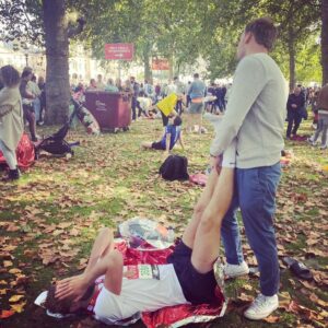 Cressida Bonas Instagram - Wow watching the marathon today was amazing and quite emotional... People coming together running for a cause they feel passionate about. Especially after these covid times it was really special to see. So proud of my husband who was running for @jamesplaceuk a suicide prevention charity set up in memory of his brother James. His time was a mega 3:27. Woop woop!!❤️❤️❤️ #jamesplace #londonmarathon2021