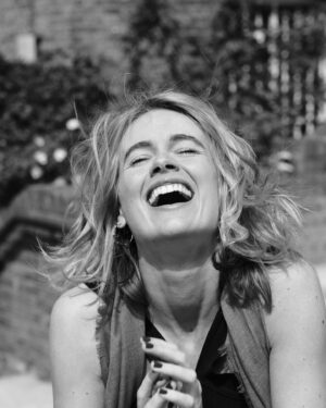 Cressida Bonas Instagram - 7 days - 7 feelings 🤡 📸 - @misanharriman @georgiana.anstruther_sculpt 🤸‍♂️