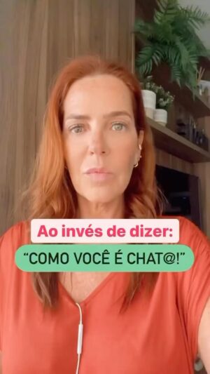 Cris Carvalho Instagram - Da série: PEQUENOS DETALHES DA COMUNICAÇÃO QUE FAZEM TODA A DIFERENÇA! 😏

👉🏻 Já reparou como às vezes uma micro mudança na forma como você comunica pode evitar ruídos, brigas e desgastes?

Hoje trago uma situação muito comum do dia a dia que merece a devida atenção. 😉

Concorda com o que falei no vídeo??
.
.
.
#comunicacaoassertiva #comunicacaoeficaz #comunicacaonaoviolenta #comunicacaoelegante