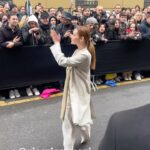 Cristiana Capotondi Instagram - ❤️ Milano ❤️ Il Re @giorgioarmani e quel mito di @ornellavanoniofficialpage
