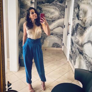 Cristina Rodlo Instagram - Thank you #scadfest for the invitation we had a great time!! @68whiskey @paramountnetwork 
Stylist @tiffanichynel 💙💙
Blazer & trousers @emporioarmani 
Bodysuit @elisabettafranchi 
Earrings @cosstores 
Ring @apmmonaco 
Heels @stellaluna 
Hair @michaelduenas 
Makeup @gabbipascua 
#scad #scadfestival #68whiskey #atvfest #enterteinmentweekly #alvarez #atlanta #🔛ti🤦🏻‍♀️