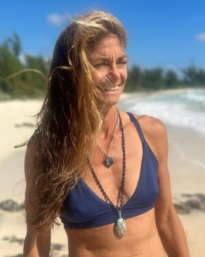 Cristina Zenato Instagram - “Authentic”
Merriam-Webster word of the year for 2023 is “authentic.”
In an age of deepfakes, post-truth, and artificial intelligence, when full accounts are made up by virtual people who live artificially created lives, when we question authenticity, we value it even more.
I decided a long time ago that my images and posts would be authentic, representing my life and how I look, with no filters, no smoothing of lines, and no changes in who I am and what I do.
My images come with shadows, wrinkles, and the rest, my body comes in its natural shape, in the moment, with messy hair, and unchecked blemishes. 
Authenticity is missing from our lives, and we crave it now more than ever. I hope more will join in showing their true selves, sharing their unfiltered faces, and reducing comparisons with an unattainable reality to live lighter lives. 

Celebrating authenticity with these images wearing the designs from @goghjewelrydesign dear friend, and sea sister in the @wdhof.
Szilvia makes her pieces one by one and promotes them using images of friends and clients of all ages and looks wearing them; she never uses models.
When I sent her the images of me wearing her pieces, I told her, “ They come with shadows, wrinkles, and the rest,” she replied, “ That is how I want them, authentic. “ 
Use code SHARMOM for 20% off at check out at
https://goghjewelrydesign.com

Image by @kewinlorenzen