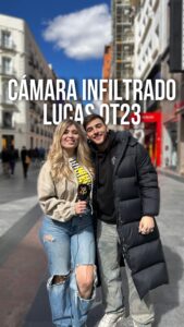 Cristina Boscá Instagram - LUCAS #Ot23 se ENFRENTA a las opiniones de la calle 👀🕵🏼‍♂️ @cristinabosca camufla al finalista de OT para ver qué opinión tiene la gente de él 😏 👉🏽¿Qué te parece? #andaya #los40 #ot2023 #lucas #ot #operaciontriunfo