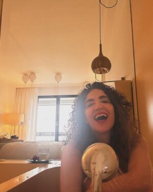 Cristina Rodríguez Torres Instagram - Llevo un día en el @hoteldonpepegm y me quiero quedar a vivir aquí!!!! 🙏 He llegado súper estresada y entre el personal del hotel y los tratamientos de @tachabeauty ya estoy relajadisima!!! 👏👏👏El pelo ondulado de la ultima foto me lo han hecho en @tachabeauty ❤️ Y es que es el 60 aniversario del HOTEL DON PEPE y el 30 aniversario de TACHA y para celebrarlo han creado un tratamiento de cuerpo y rostro que solo es para los clientes del Don Pepe. 👍Cuando he salido de dármelo creía que estaba en el paraíso!!! 😍por cierto, La novela que estoy leyendo me tiene atrapa, AVIADORA de @virllera_ 😍Que afortunada soy!!! Gracias @maribelverdu y @bellezaenvena por ser las más ideales del mundo ❤️❤️❤️❤️ @marina_verdu2 @verducarlota @aura_garrido @mirela_balic @nataliaverbeke