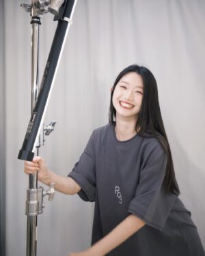 Crystal Yen Instagram - #crystalyenlife 
每次工作結束都是匆忙的趕回家
回家第一件事就是全身大淨身洗澡洗頭卸妝
才能乾乾淨淨的去抱我的寶貝
那天收工後終於有記得拍些私服照了
只是場景很問號(゜▼゜＊）

有很多照片但不知道要配什麼文字
然後擺著擺著就忘記發了
怎麼辦
發文拖延症在變成媽媽之後更嚴重(lll⚆ᗜ⚆)

Outfit/ @retem03