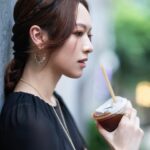 Crystal Fung Instagram - 20231113 你有濕疹嘅煩惱嗎？🙊 我YouTube Channel新片： ［盈營學🍎EP2]: 濕疹患者必睇! 黃金椰奶🥥 & 一招急救法助你擊退濕疹🆘 將會介紹黃金椰奶💛 一款能夠幫助緩解濕疹困擾嘅特飲， 同埋分享一招實用急救法。 助你學習如何擊退濕疹，重拾健康肌膚💪🏻 快啲去我嘅YouTube Channel收睇， 同埋分享俾你嘅朋友，一齊對抗濕疹！☺️💖 Link in bio☝🏻