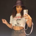 Crystal Kay Instagram - I look like my mom🤙🏾 ママに似てるな😆 今夜は Billboard classics X Snoopy 『Magical Christmas Night』 イン兵庫🥳 See you guys in a bit!!