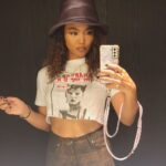 Crystal Kay Instagram - I look like my mom🤙🏾 ママに似てるな😆 今夜は Billboard classics X Snoopy 『Magical Christmas Night』 イン兵庫🥳 See you guys in a bit!!