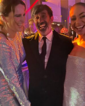 Cush Jumbo Instagram - What a night!!! Thank you @britishgq !!! And congrats @paulbettany on your win! Loved meeting you 😁 and seeing those 2 sillies on the ➡️ @elizabday & @therealnihal 

@sportmax 
@jimmychoo 
@annoushkajewellery 
@georgmedley 
@jadebirdmakeup