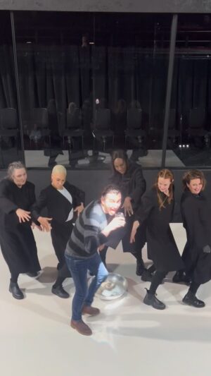Cush Jumbo Instagram - What an amazing ride working with these incredible people on Macbeth @donmarwarehouse 

Don’t worry if you didn’t catch it- the rumour is- we’ll be back soon 😉 🩸 🏴󠁧󠁢󠁳󠁣󠁴󠁿 🗡️ 

#macbeth #workit #donmarwarehouse #westend
