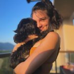 Débora Ozório Instagram - Quando se vive mais do que cabe no tempo do relógio ❤️
