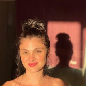 Débora Ozório Instagram - 🌟
