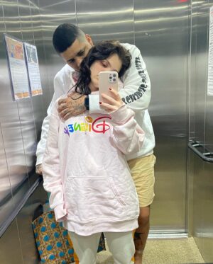 Débora Ozório Instagram - Os extremos de um fim de semana 🙂🙃