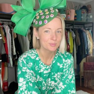 Damaris Phillips Instagram - Which look should I wear for my @todayshow appearance tomorrow? All of these hats are made by Kentucky milliners and most of these dresses are vintage finds from @nittygrittyvintage 
Hat #1 - @madhatter502 
Hat #2 - @forme_millinery 
Hat #3 - @the.hat.doctor 
Hat #4 - @derbyologie 
Hat #5 - @the.hat.doctor