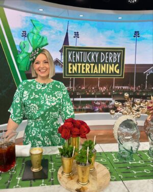 Damaris Phillips Instagram - 2024 #derby looks from TV to the track to backyard derby parties, you need a hat for everyone. This year mine were locally made or vintage. Do you a favorite?