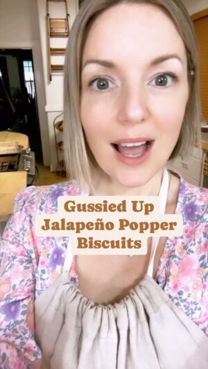 Damaris Phillips Instagram - How’s your bracket looking? I had KY to win it all so mine is a bust😂😂😂I’ll still be watching though cause #marchmadness parties are always a good reason for delicious food!