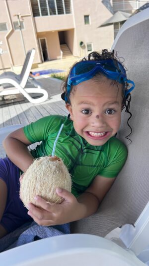 Dame Valerie Adams Instagram - Happy 5th Birthday Tava Leka! 🎉
You light up our world with your entertaining spirit, and we adore you beyond words.♥️

A big thank you to everyone in our village for all the support in raising my son. Your help does not go unnoticed.🙏🏽🎂