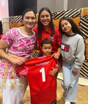 Dame Valerie Adams Instagram - It was truly an incredible honor to attend the @tonganationalrugbyleague jersey presentation this evening 🇹🇴👊🏾. The atmosphere and excitement were electrifying. Best wishes to both the men's and women's teams. 👊🏾🔥

Ko e ´Otua Mo Tonga Ko Hoku Tofi’a
God and Tonga are my inheritance 

🙏🏽❤️

#MMT #tonga #league #leshgooo #pride #vela #lit #inspiration