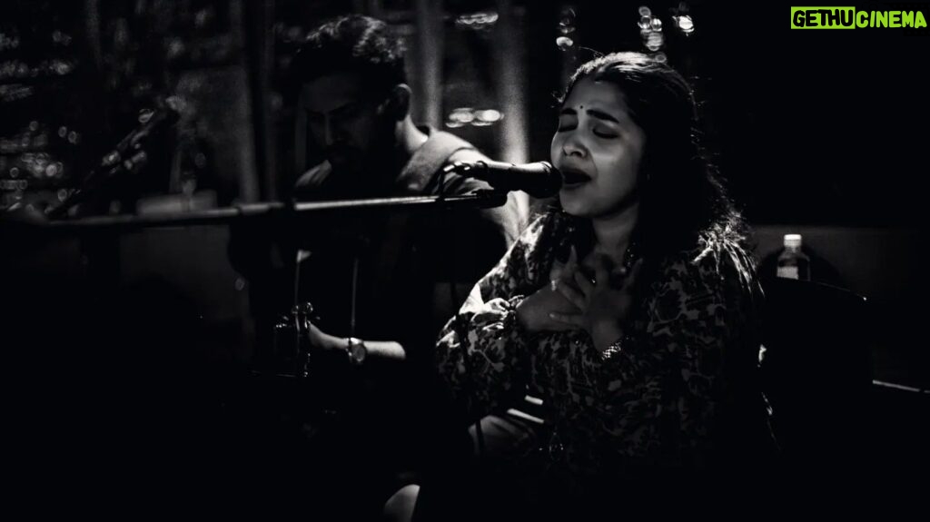 Damini Bhatla Instagram - Snippets from Damini's first live performance of her latest track Premalekha! ✨