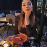 Damla Colbay Instagram - 🎎🥢