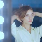Damla Colbay Instagram - Sizi şahane bir saç bakım serisi ile tanıştırmaya geldim: Elidor’un en yeni sülfatsız Collagen Blends Goodbye Hairfall saç bakım serisi🧡 Kolajen ve seramid içeren formülüyle hem koparak dökülmelere karşı mükemmel esneklik sağlıyor hem de saçlara parlaklık ve güç kazandırıyor. Mutlaka deneyin✨ @elidorturkey #GücüSaçlarında #işbirliği