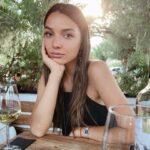 Damla Colbay Instagram - Buse hayati icin cok guzel bi adim atti, onu kutladik 🪄