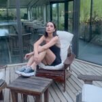 Damla Colbay Instagram - saclarim uzarken ozledigim kisa sacli damlalar💧son fotograf dahil 🤡