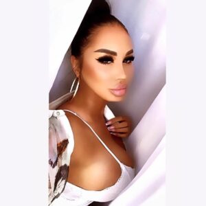 Dana Badea Instagram - 