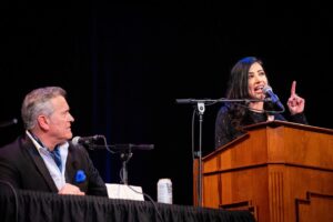 Dana DeLorenzo Instagram - Thanks again @shemp_malone for letting me be part of that Dais of Greats for your Roast @sf_sketchfest ! What a night!! My cheeks still hurt from too many laughs! Congrats to Roastmaster @danagould   Bruce & all his roasters on your killer sets! Special thanks to: David Owen, the hilarious @caseyley & @sahoyah (Fake Ted!) for all your help & brilliance, and Heather & Tammy for your help before during & after!  Still smell (and feel!) the burns… 😆 📸s by Jakub Mosur @jakubmosur 

#BruceCampbellRoast #sfsketchfest