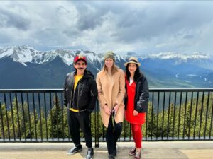 Dana DeLorenzo Instagram - Great day inside a Bob Ross painting, aka #Banff. What a way to kickoff @calgaryhorrorcon ! Thanks again Dan!! @therealalyssas @realraysantiago 
#calgary #calgaryhorrorcon