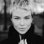Dana Sokolova Instagram - Гуляли по центру Москвы, свернули в Париж 💔