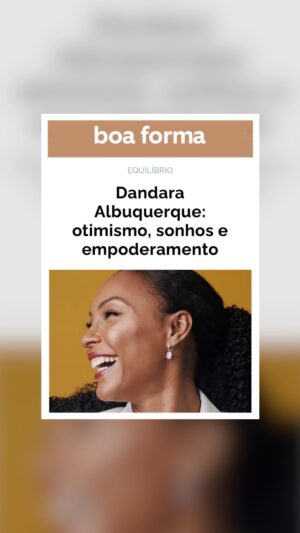 Dandara Albuquerque Instagram - Esses são alguns trechinhos dessa matéria linda que saiu na @boaforma essa semana. 🧡

Nessa conversa boa, falei sobre minha mudança de carreira, transição capilar, autoestima, empoderamento, minha relação com a Arte e a dança, minhas filosofias de vida, meu sonhos…. 

Tem muita coisa legal pra ler! É uma alegria compartilhar um pouquinho de mim com vcs. 
O link está nos stories

Obrigada a todos que fizeram parte disso! ⭐️
Fotos @catarinaribeir.o 
Beleza @tittovidal 
Estilo @camposroberta 
Rp @nova.comunicacao