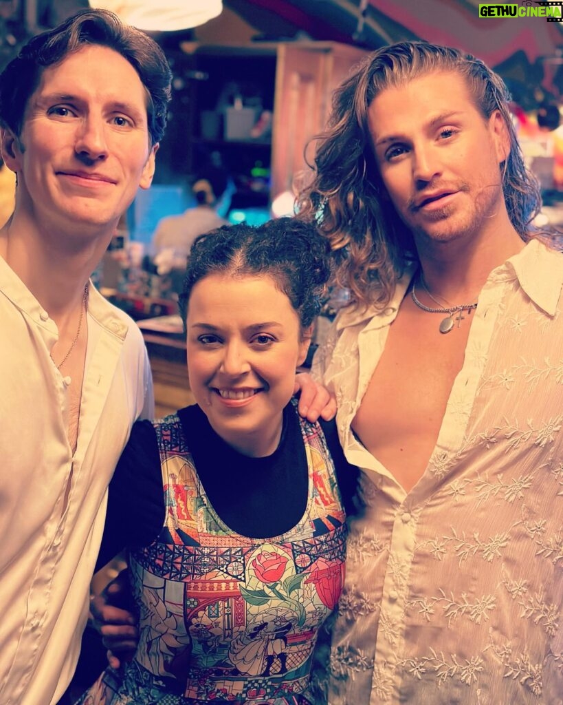 Dani Harmer Instagram - I Didn’t get the memo about the white shirt and model looks 😆! An enchanted rose between 2 gawjus thorns 🥀🫶🏻