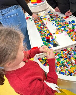 Dani Harmer Instagram - To say we had the best day yesterday would be an understatement!! We absolutely love LEGO in this house so we were beyond excited to be invited to the LEGO store in Leicester Square to kick off the festive period! Thank you so much @lego & @runraggeduk for having us! We loved it! 🫶🏻