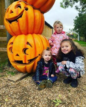 Dani Harmer Instagram - This is Halloween 🎃 👻!!!!
What a fab day @westlodgefarmpark can’t recommend their pumpkin patch enough! So much to do! The kids loved it!! 
Not an ad or gifted! Just had an amazing time and wanted to share 😊
