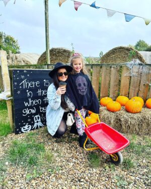 Dani Harmer Instagram - This is Halloween 🎃 👻!!!!
What a fab day @westlodgefarmpark can’t recommend their pumpkin patch enough! So much to do! The kids loved it!! 
Not an ad or gifted! Just had an amazing time and wanted to share 😊