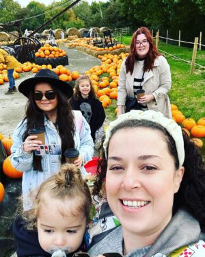 Dani Harmer Instagram - This is Halloween 🎃 👻!!!!
What a fab day @westlodgefarmpark can’t recommend their pumpkin patch enough! So much to do! The kids loved it!! 
Not an ad or gifted! Just had an amazing time and wanted to share 😊