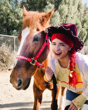 Daniela Bobadilla Instagram - For those who know me at all, this costume is not a surprise haha. Toy Story forever 🙌🏻 ft.Foxy as a too convincing Bullseye. Swipe left to see the rest of the gang! Hope everyone had a great Halloween 🎃