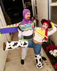 Daniela Bobadilla Instagram - For those who know me at all, this costume is not a surprise haha. Toy Story forever 🙌🏻 ft.Foxy as a too convincing Bullseye. Swipe left to see the rest of the gang! Hope everyone had a great Halloween 🎃
