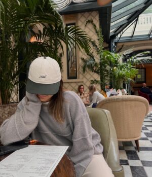 Daniela Norman Instagram - Paris. Jab. Hoxton 🇫🇷🥊💙