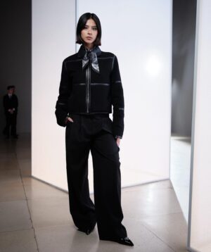 Daniela Norman Instagram - @hermes 🧡
Men’s Winter Paris Fashion Week