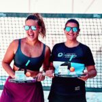 Daniela Boaventura Instagram - Nosso terceiro lugar devidamente registrado. Obrigada, parceira @ma_digo !!! Que venham os próximos torneios pra gente treinar antes de jogar… ou não! 😂🎾