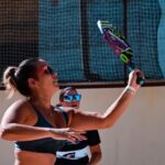 Daniela Boaventura Instagram - Nosso terceiro lugar devidamente registrado. Obrigada, parceira @ma_digo !!! Que venham os próximos torneios pra gente treinar antes de jogar… ou não! 😂🎾
