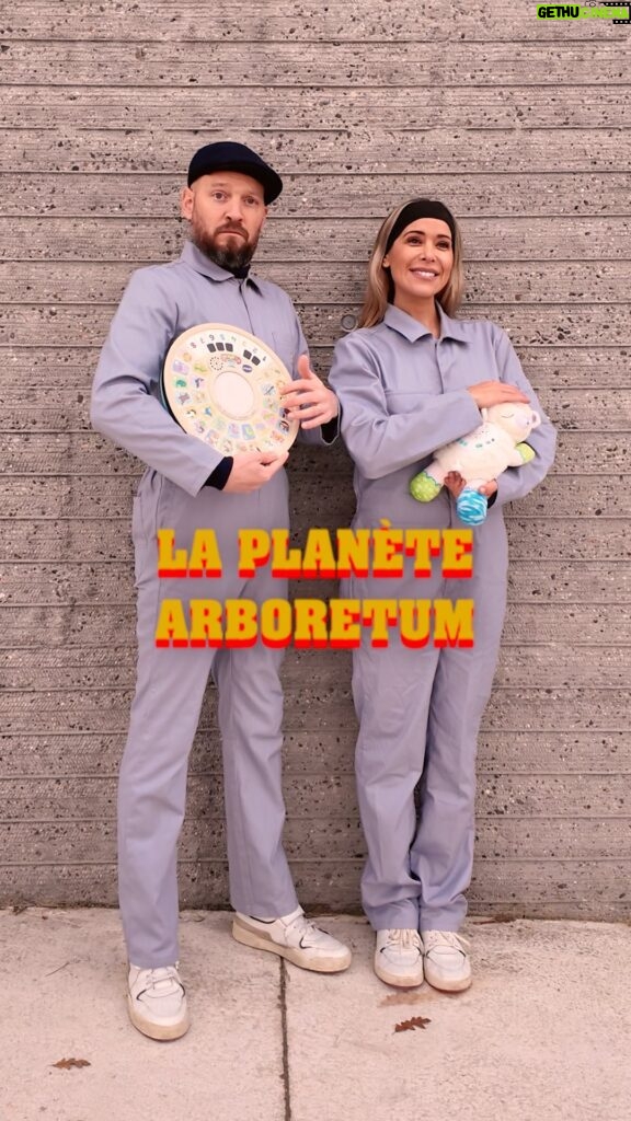 Daniela Martins Instagram - Dani Ortega & Ju D’eau arrivent sur la planète Arboretum et font une étrange découverte avec @vtech_jouets 🌏 Équipés de leurs célèbres : - Xylo-Tambourin - Table d’activités évolutive nature - Cube nature interactif - Mon premier puzzle interactif Vous aussi étiez un Matidou ?🤔😅 Collaboration commerciale avec @vtech_jouets #baby #kids #vtech #LeMatidou