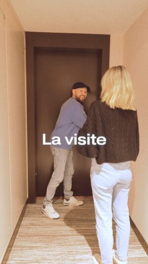 Daniela Martins Instagram - Quand on réinvente notre nouvel intérieur, ça donne ça 😜
Pour nous aider, voici la nouvelle colonne WashTower au design épuré de la marque @lg_france composé d’un lave-linge (capacité 12Kg) et d’un sèche-linge (capacité 10Kg) superposés. Avec son panneau de contrôle central, tactile et accessible, elle nous permet de profiter d’une solution de lavage et de séchage complète👌🏽
 
En collaboration commerciale avec @lg_france
 #lgwashtower