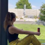 Daniela Nízlová Instagram - Určite mi dáte za pravdu, že každá z nás má občas ťažké dni... Poznám jednú “ dobíjačku “ a to je @hellenergysk 🔥 Má výbornú chuť a sprevádza ma v ťažkých dňoch 💪🏼 #spolupraca #hellenergy @hellenergy @hellenergysk